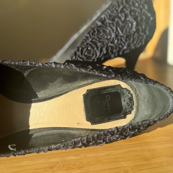 100% Authentic Christian Dior  Two Flower Textured Velvet Satin Pointed  Pumps - Picture 9 of 9